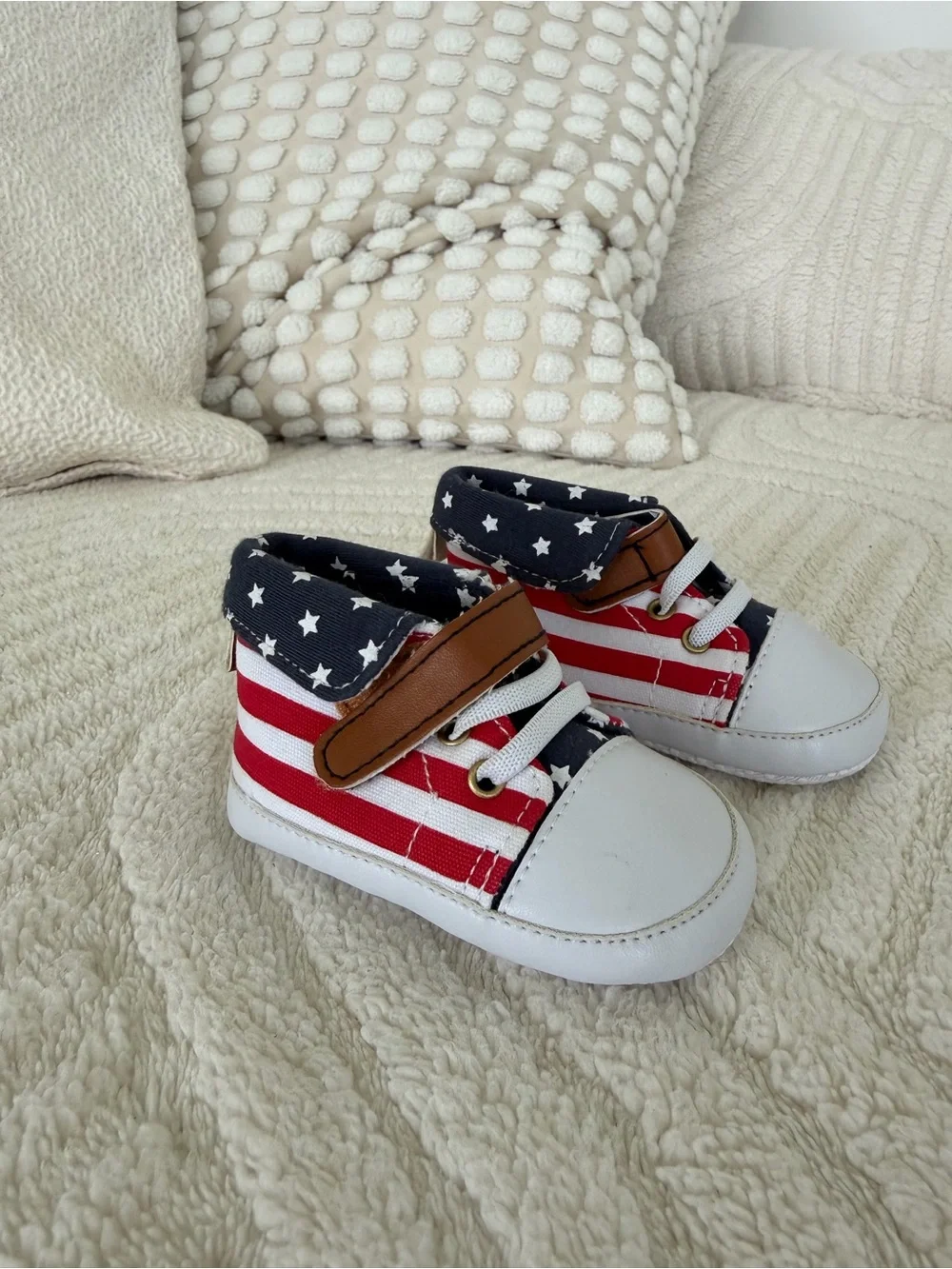 Patriotic Stars & Stripes BABY Shoes - NEW - size 0-6 M
